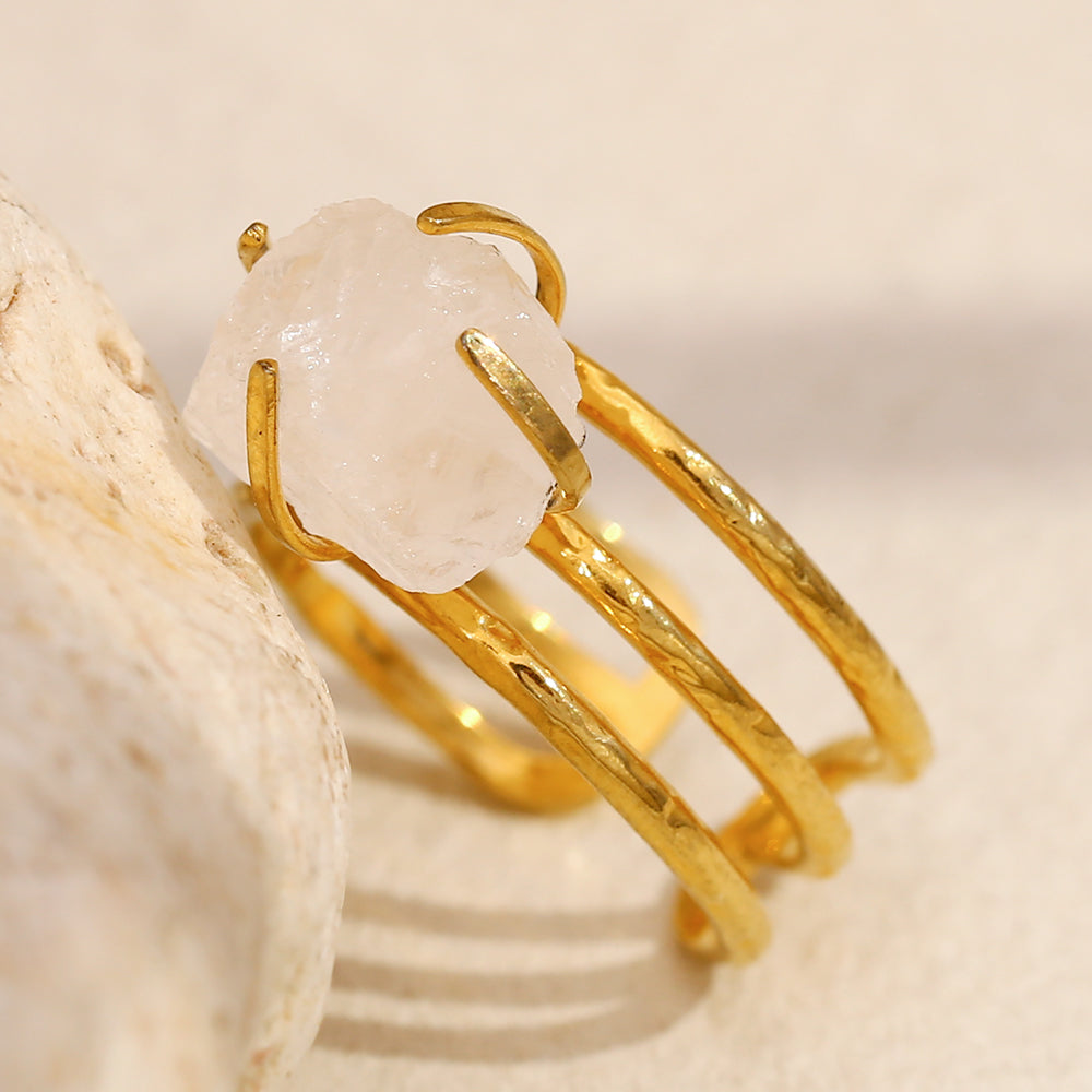 Closeup of the Raw Crystal Gold Ring.