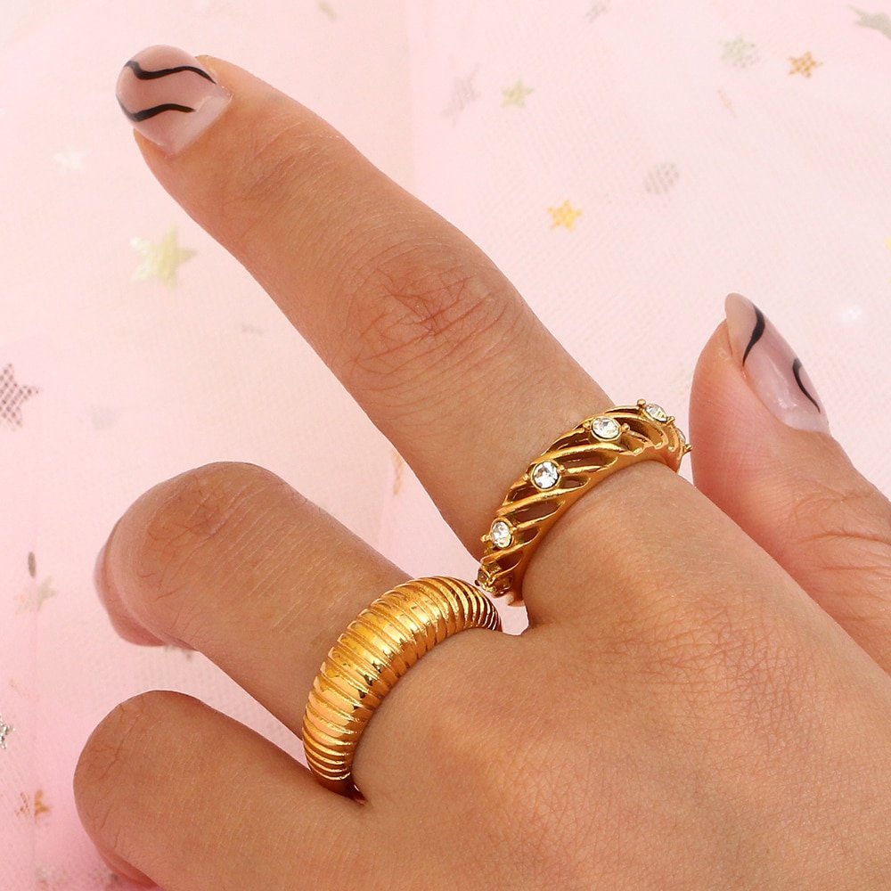 A model wearing the Hollow CZ Gold Ring.